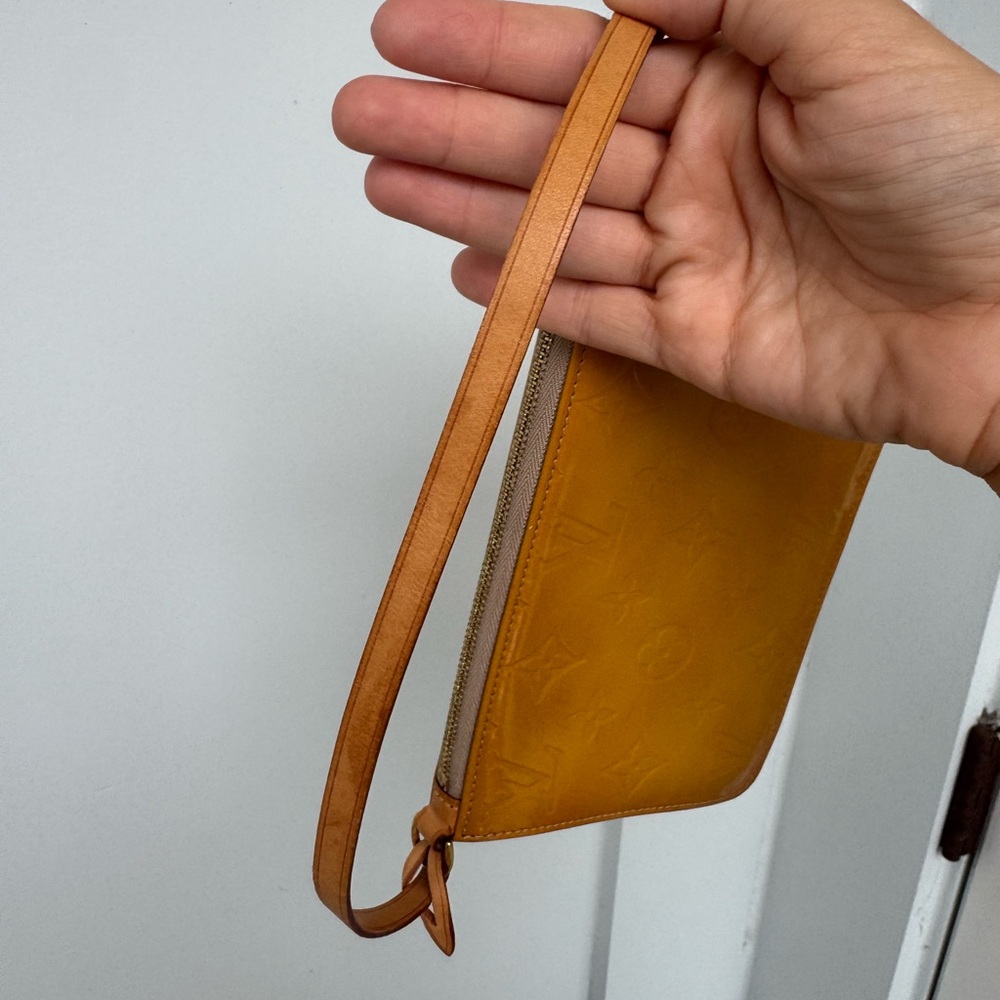 🛑 SOLD 🛑 Louis Vuitton LV Vernis Lexington Yellow ✅ COA included - Picture 9 of 16